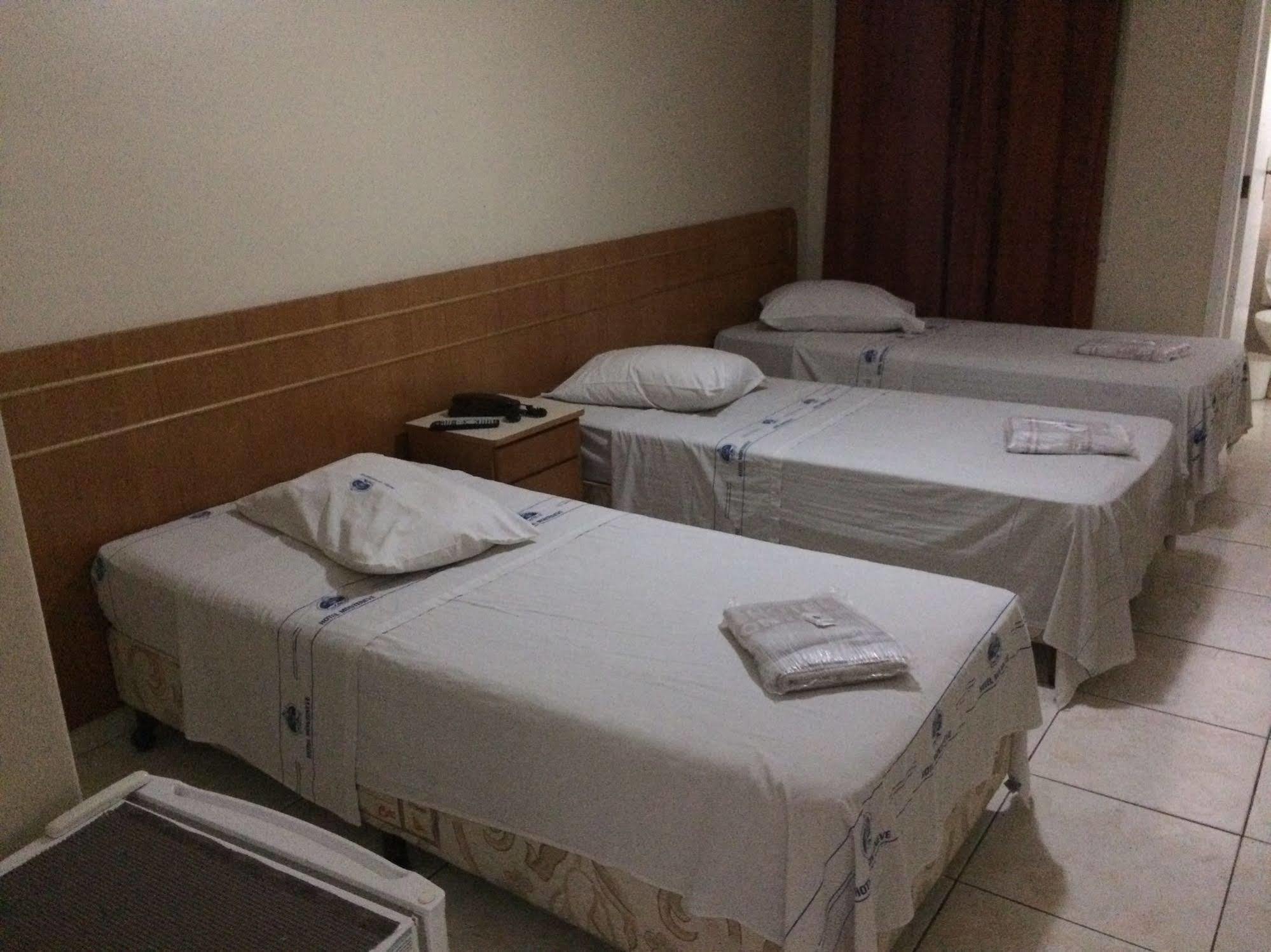 Hotel Monteneve a 2 minutos do Bom Retiro, a 8 minutos da 25 de Março e ao lado do Comando Geral da Guarda Metropolitana São Paulo